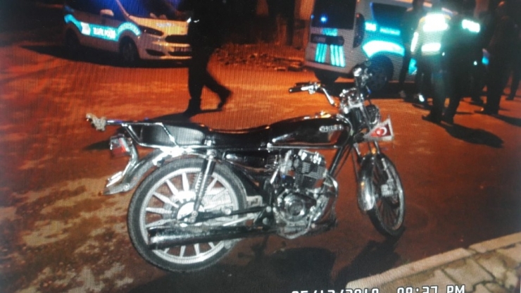 İslahiye’de Motosiklet Kaldırıma Çarptı: 1 Yaralı