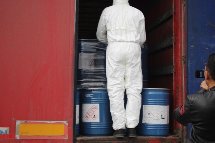 Gürbulak Sınır Kapısında 18,4 Ton Siyanür Yakalandı