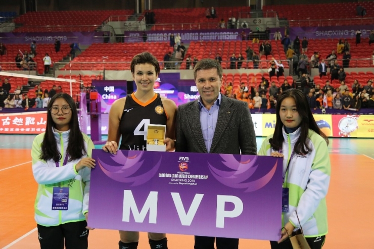 Eczacıbaşı Vitra, Dünya Kulüpler Şampiyonası’nda Finalde