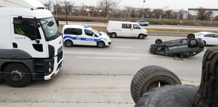 Başkentte Kaza Güvenlik Kamerasına Yansıdı