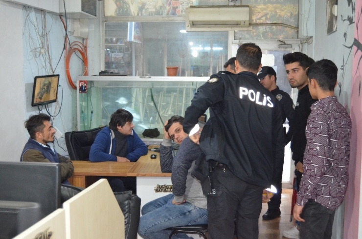 Osmaniye’de İnternet Kafelere Asayiş Uygulaması