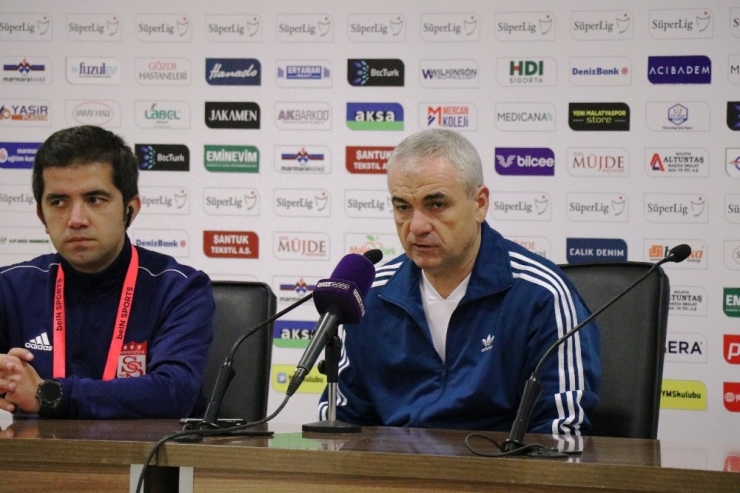 Rıza Çalımbay: "İyi Bir Takıma Karşı Çok İyi Bir Galibiyet Aldık"