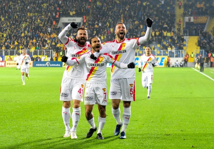 Süper Lig: Mke Ankaragücü: 1 - Göztepe: 1 (İlk Yarı)
