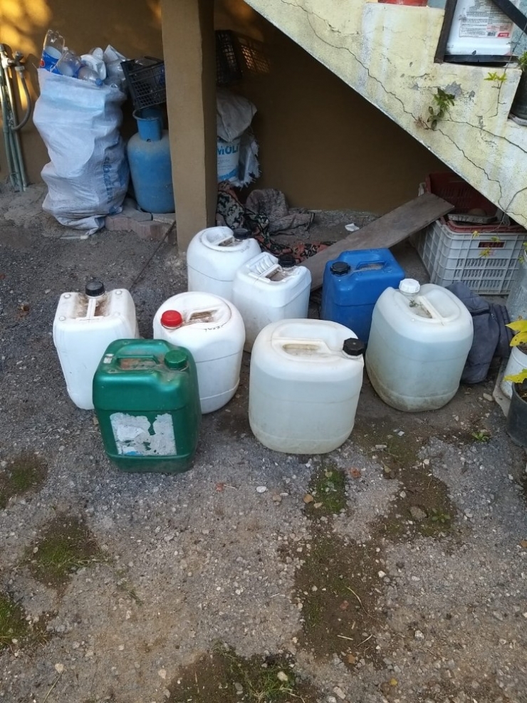 648 Litre Kaçak İçki Ele Geçirildi