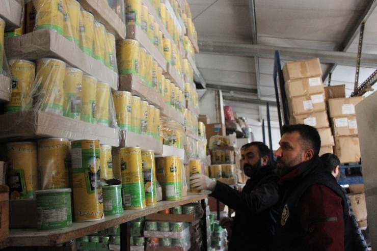 500 Bin Tl Değerindeki Kaçak Ürünlerin Bulunduğu Depoya Operasyon