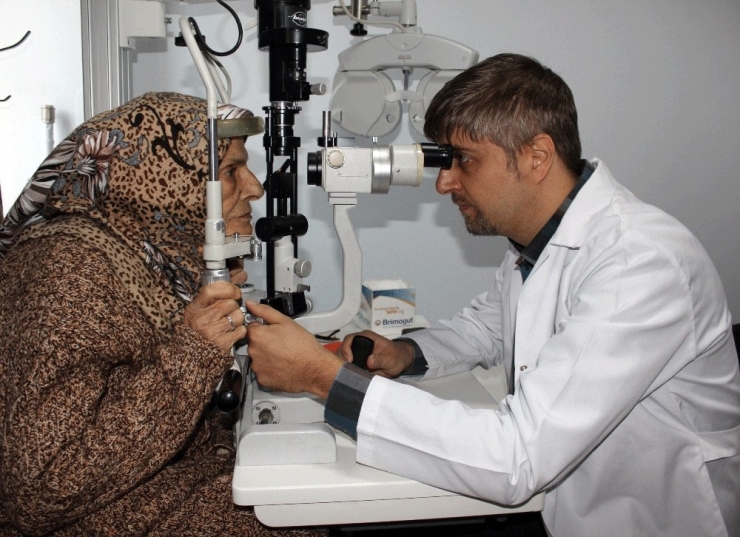40 Yaş Üstü Gruplarda Göz Tansiyonuna Dikkat