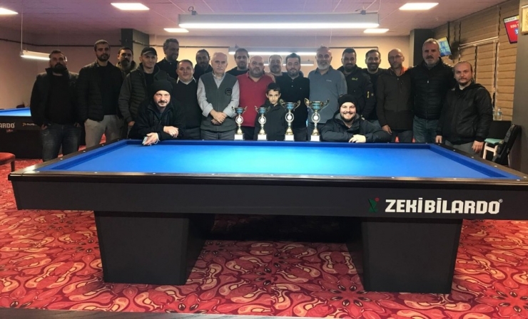 3 Bant Bilardo Şampiyonu Bora Yayalar Oldu
