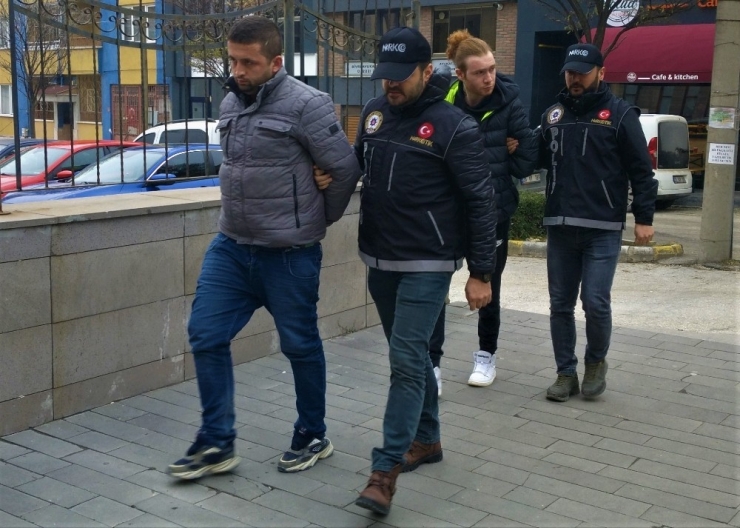 Narkotik Ekipleri Uyuşturucu Şüphelisi 6 Kişiyi Yakaladı