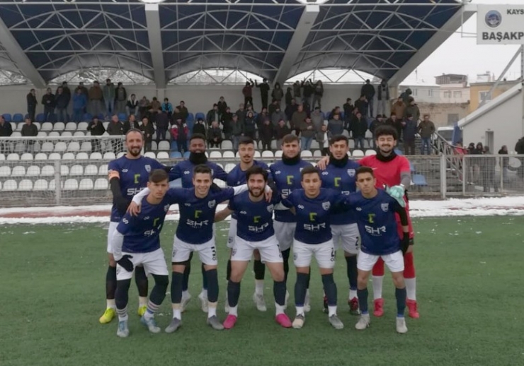 7 Kırmızı Kartın Çıktığı Maçta Kazanan Başakpınar Belediyespor Oldu