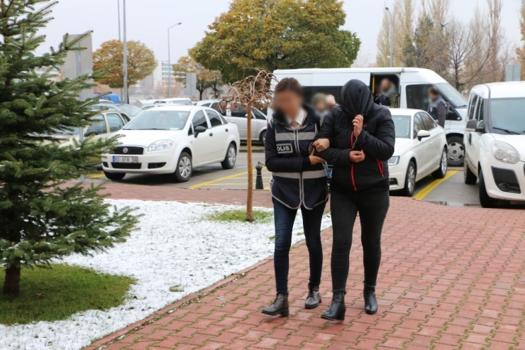 Konya’da Fuhuş Operasyonunda 5 Kişi Tutuklandı