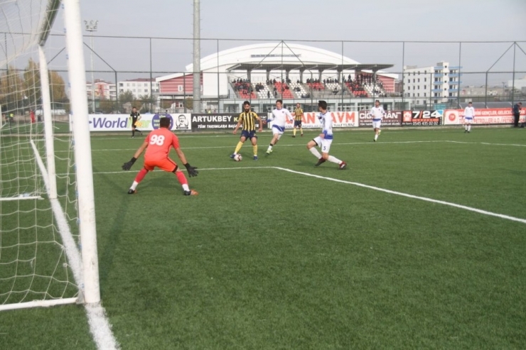 Başakspor, Batman Engelini De Kayıpsız Geçti