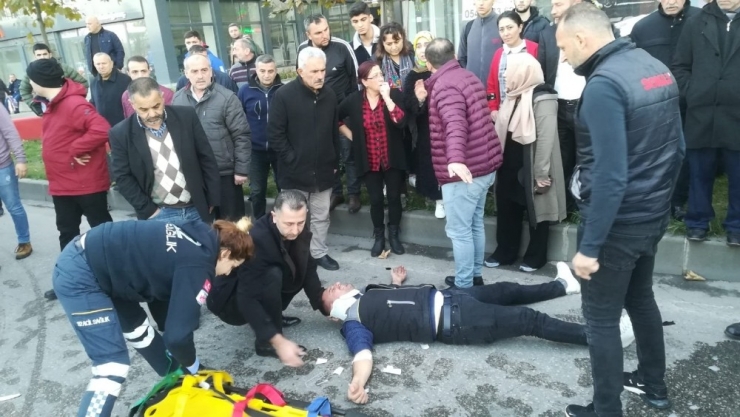 Samsun’da İki Kamyonet Çarpıştı: 4 Yaralı