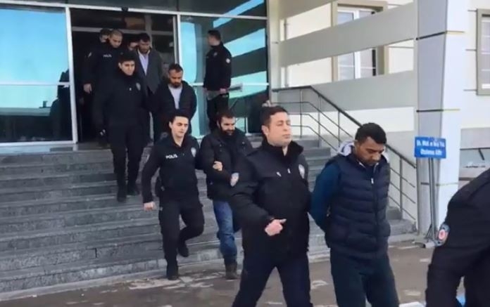 Kriptolu Telefon Görüşmeleri Çözüldü: 17 Tutuklama