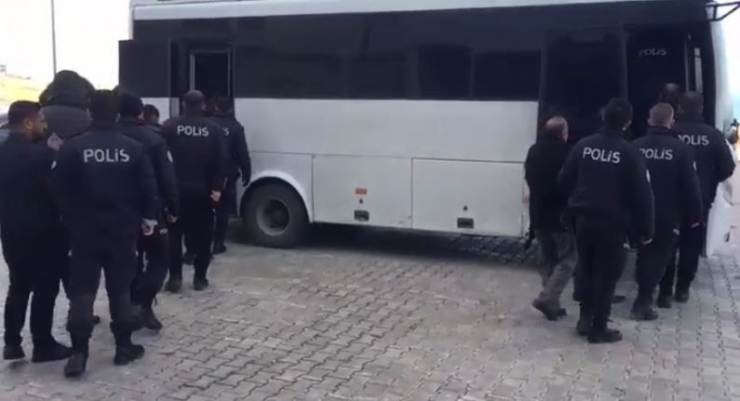 Kriptolu Telefon Görüşmeleri Çözüldü: 17 Tutuklama