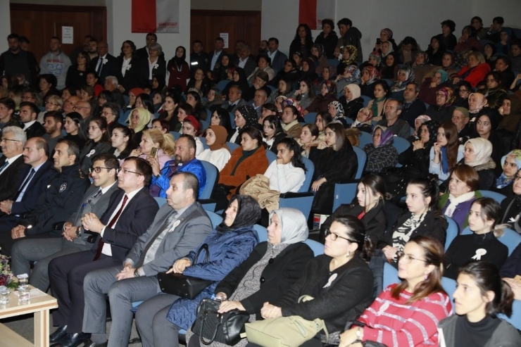 Körfez’de ‘Kadına Şiddet’ Farkındalığı Panelde Konuşuldu