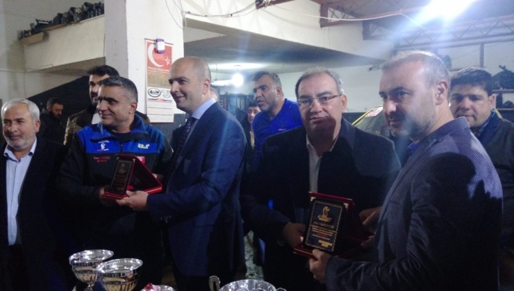 Kilis Hür Off Road Kulübü Plaket İle Ödüllendirildi