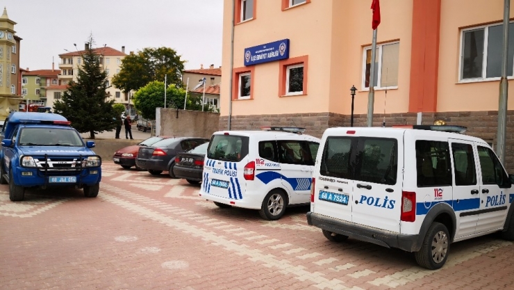 Genç Polis Atış Yaparken Kazara Annesini Vurdu
