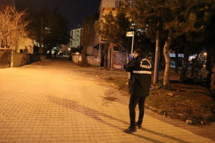 Dini Nikahlı Eşini Tüfekle Kurşun Yağmuruna Tuttu