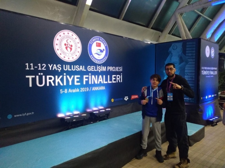 Ispartalı Yüzücülerden Türkiye Dereceleri