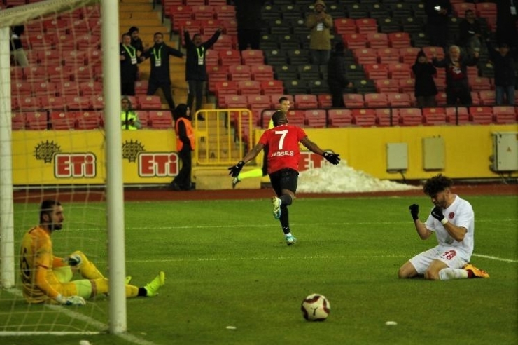 Galatasaray’ın Gündemindeki Jesse İle İlgili Hocasından Açıklama