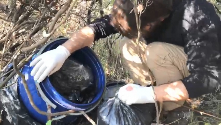 Esrarı Plastik Varilde Saklayan Torbacılara Operasyon