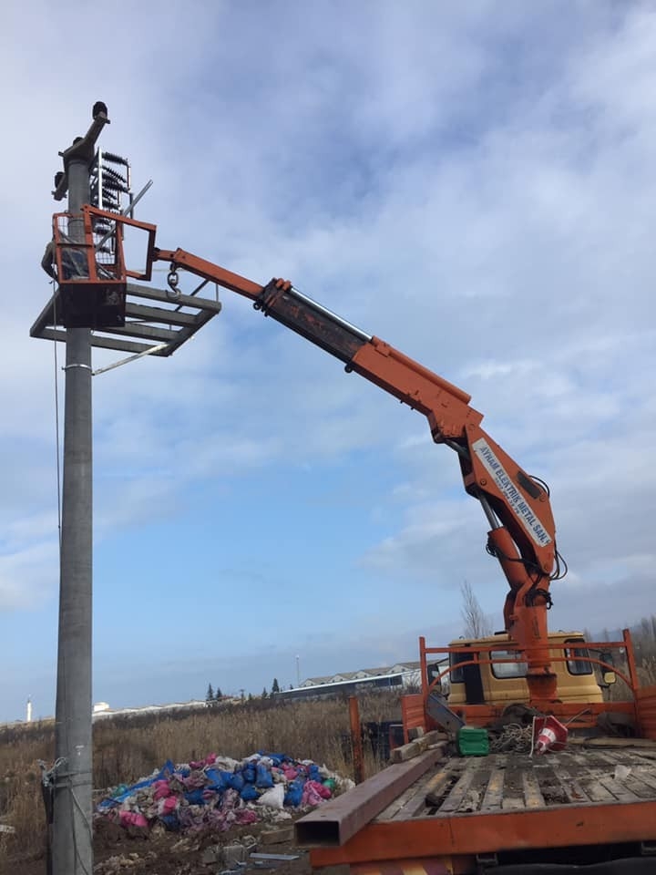 Mhp Isparta İl Başkanı Elektrik Akımına Kapılarak Ağır Yaralandı