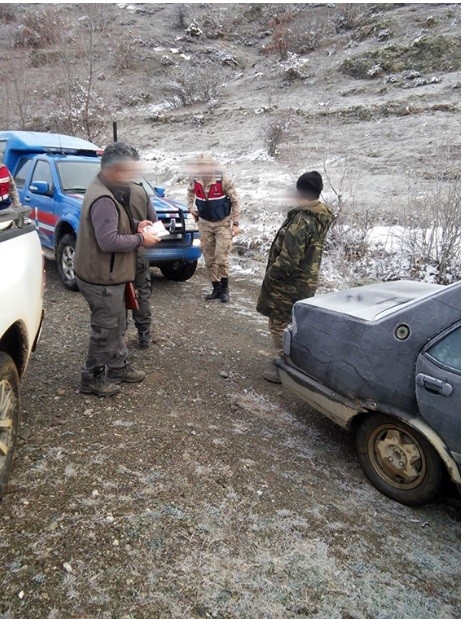 Ava Giderken Avlandılar