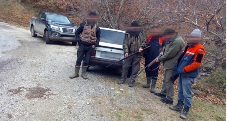 Ava Giderken Avlandılar