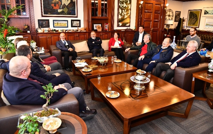 Profesyonel Spor Kulüplerine 10 Milyonluk Destek