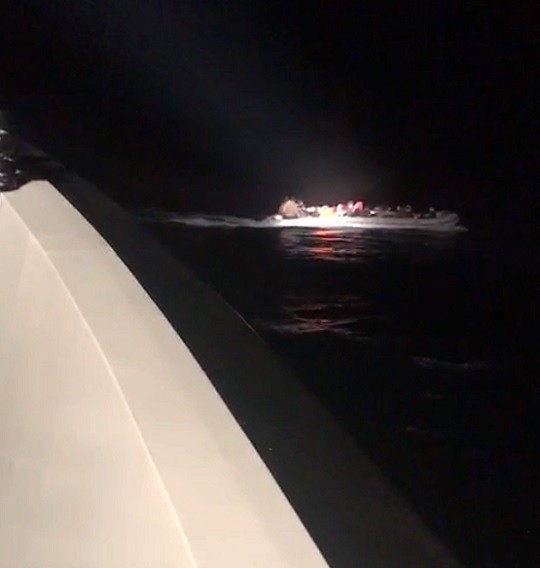 Enez Açıklarında 30 Düzensiz Göçmen Yakalandı