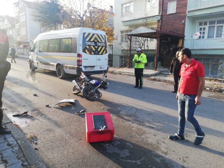 Isparta’da Okul Taşıtının Çarptığı Motosikletin Yabancı Uyruklu Sürücüsü Öldü