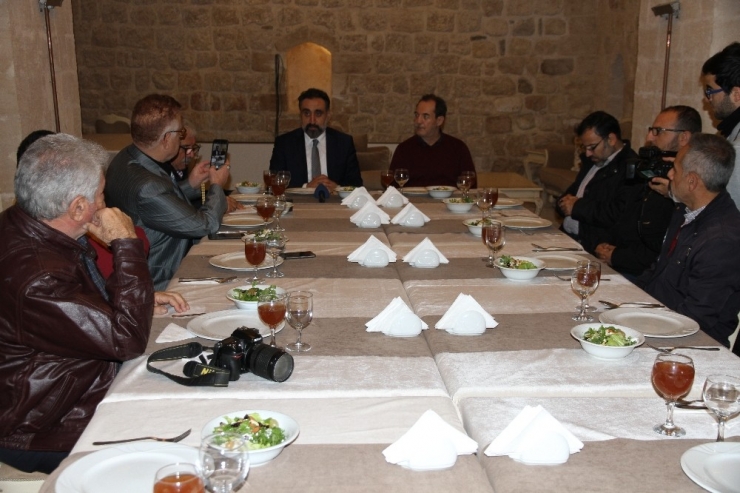 Mardin’in Turizmi Artuklu Üniversitesi Öğrencileriyle Canlanacak