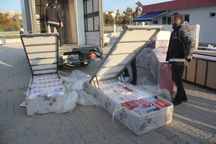Baza İçinde Kaçak Sigara Çıktı