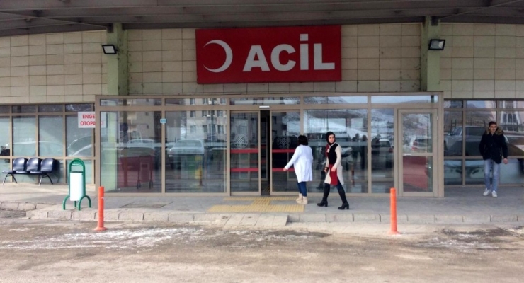 Bayburt’ta Bir Kadın Boğazı Kesilerek Öldürüldü