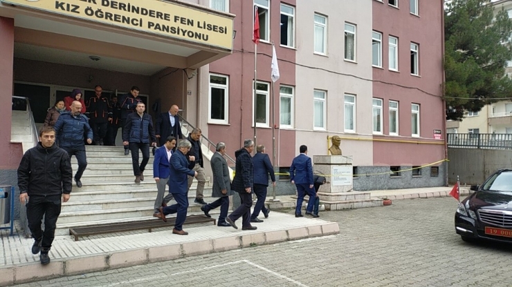 Vali Çiftçi: "103 Öğrenci Hastaneye Kaldırıldı"