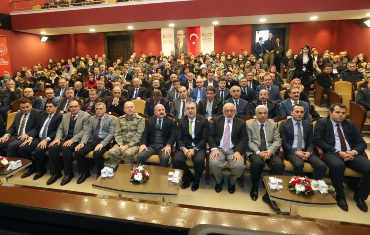 ‘Ülkemizde Sosyal Politikaların Gelişimi Ve Geleceği’ Konferansı