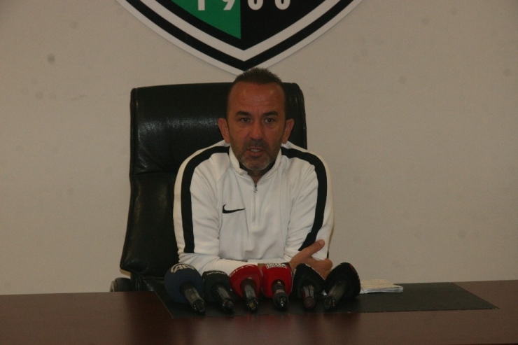 Mehmet Özdilek: "Son 3 Haftadır Kazanarak Kaybetmeden, Yolumuza Devam Ediyoruz” "