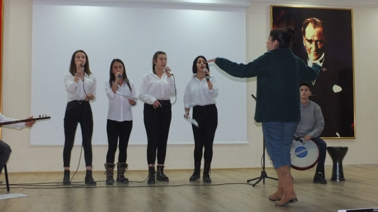 Gazi Mtal ‘Bozkırın Tezenesi’ İle Buluştu