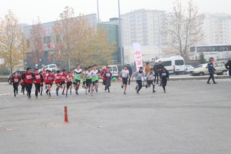Okullar Arası Yıldız Genç Kros İl Birinciliği Tamamlandı