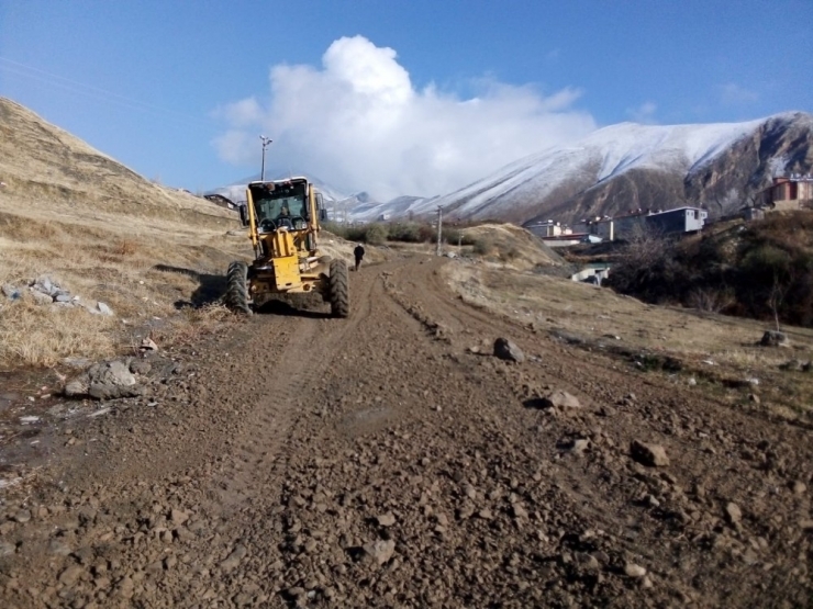 Hakkari Belediyesinden Stabilize Yol Çalışması