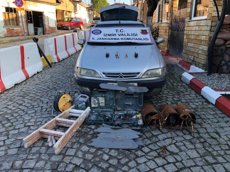 İzmir’de Trafo Hırsızlığına Jandarma ’Dur’ Dedi