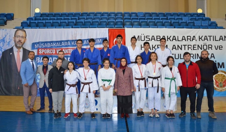 Judo Genç Ve Genç A Güreş Yarışmaları Sona Erdi