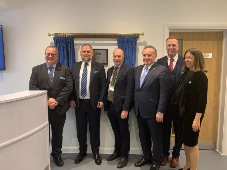 Enver Yücel: “İngiltere’den Dünyaya Eğitim Hizmeti Sunacağız”