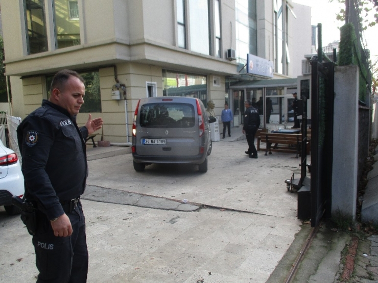 Genç Kadını Döverek Öldürüp Bavula Koyan Zanlı Adliyeye Sevk Edildi