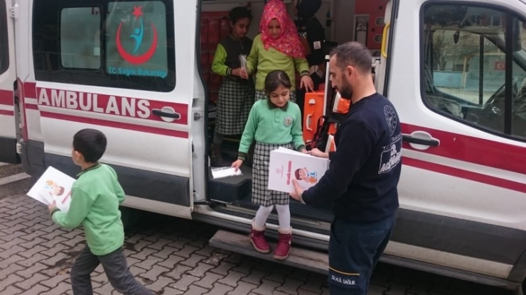 Öğrencilere 112 Acil Çağrı Merkezi Tanıtıldı