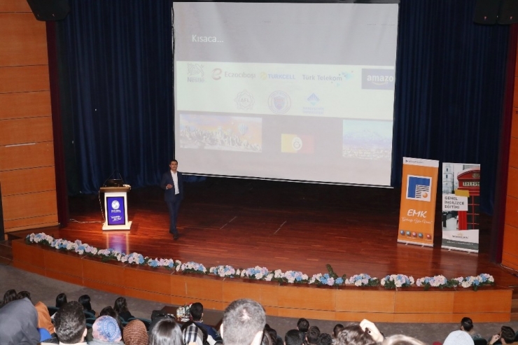 Pazarlama Ve Finans Zirvesi Saü’de Düzenlendi