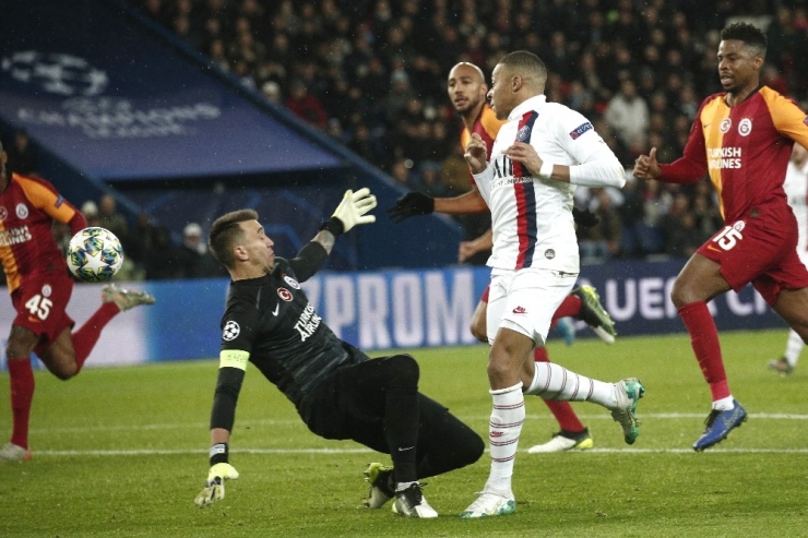 Uefa Şampiyonlar Ligi: Paris Saint-germain: 5 - Galatasaray: 0 (Maç Sonucu)