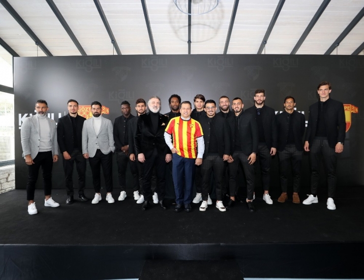 Kiğılı, Göztepe’nin Resmi Giyim Sponsoru Oldu