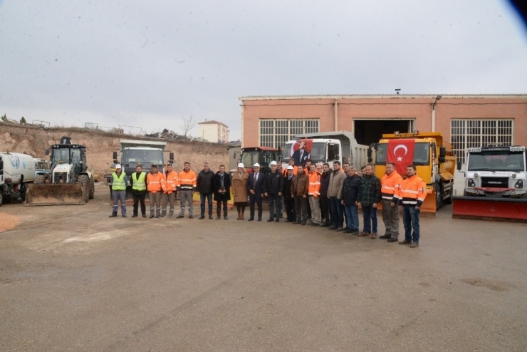 Başkan Şahin Kışa Hazırlık Çalışmalarını İnceledi