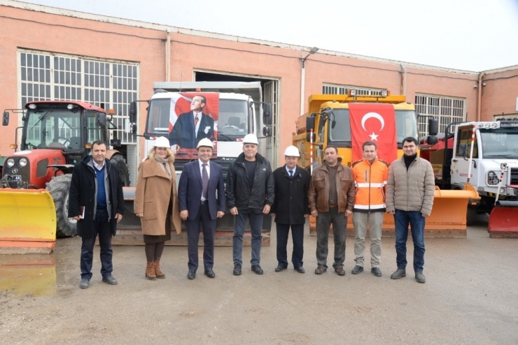 Başkan Şahin Kışa Hazırlık Çalışmalarını İnceledi